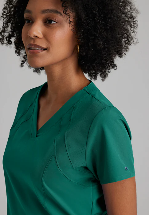 Nursing Suit – 3 Pockets